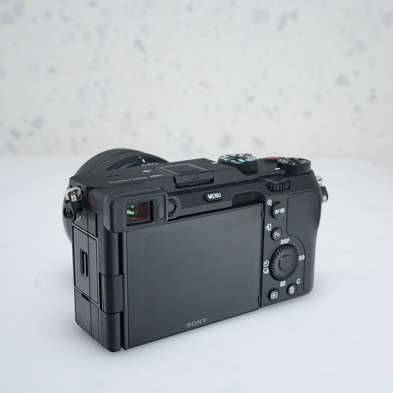 Sony a7C Mirrorless Camera (Black) - Usado 3