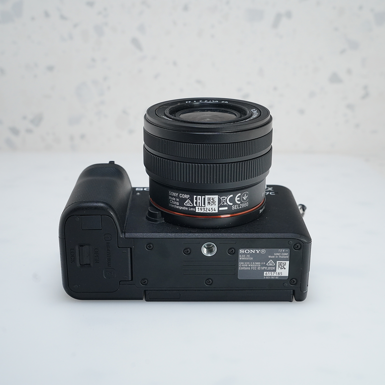 Sony a7C Mirrorless Camera (Black) - Usado 7