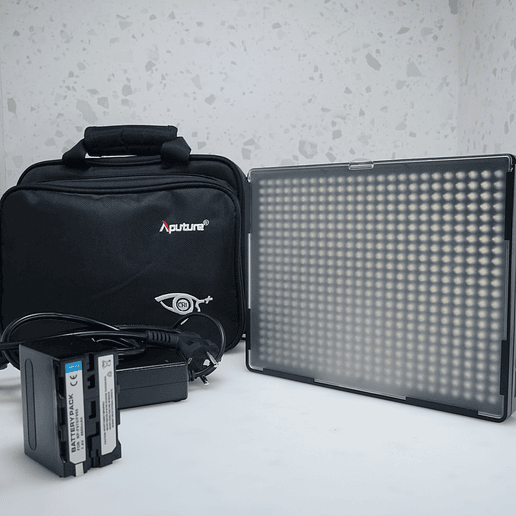 Aputure Amaran AL-528W Luz diurna LED - USADO 2