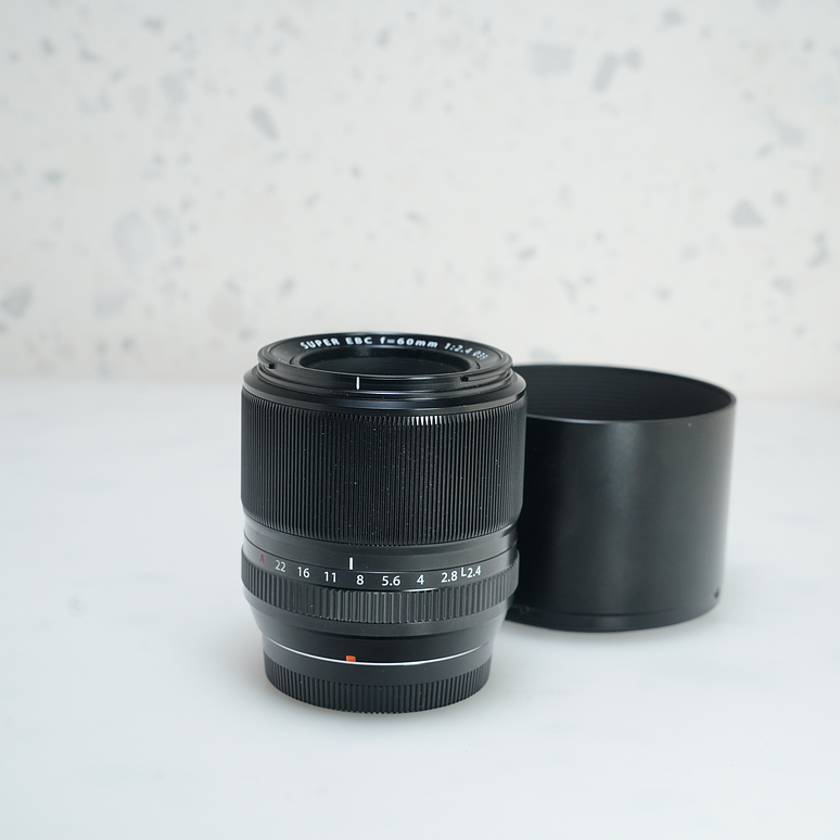 FUJIFILM XF 60mm f/2.4 R Macro Lens - Usado 3
