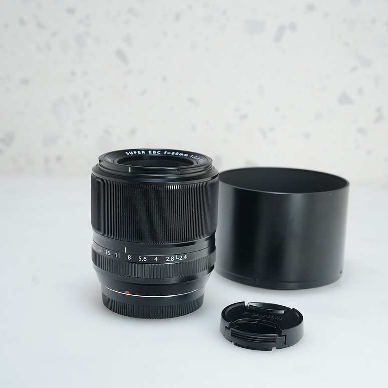 FUJIFILM XF 60mm f/2.4 R Macro Lens - Usado 5
