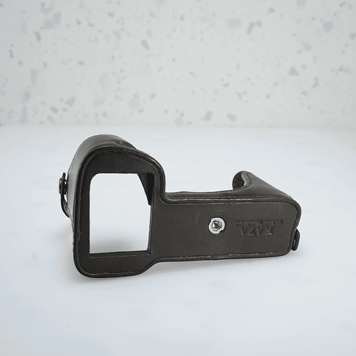 Funda cuero SONY a7iv KAZA - USADO 5