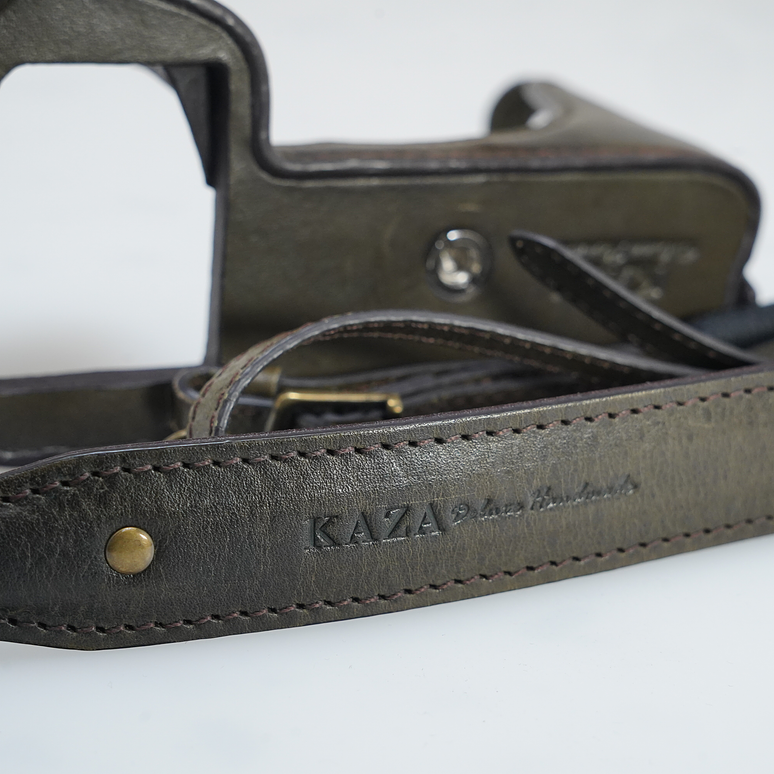 Funda cuero SONY a7iv KAZA - USADO 6