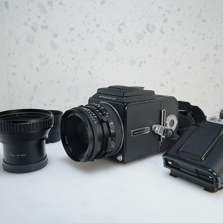 Hasselblad 500CM con Lente Plannar 80mm - USADO 1