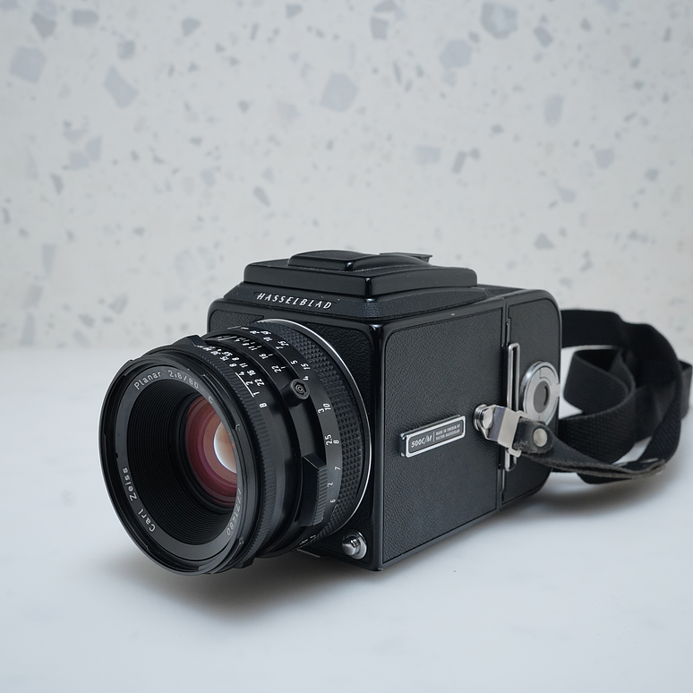Hasselblad 500CM con Lente Plannar 80mm - USADO 2