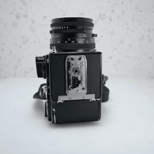 Hasselblad 500CM con Lente Plannar 80mm - USADO 7