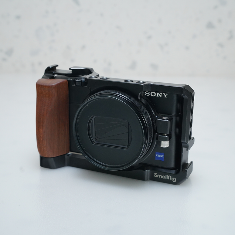 Sony Cyber-shot DSC-RX100 VII + CAGE - USADO 3