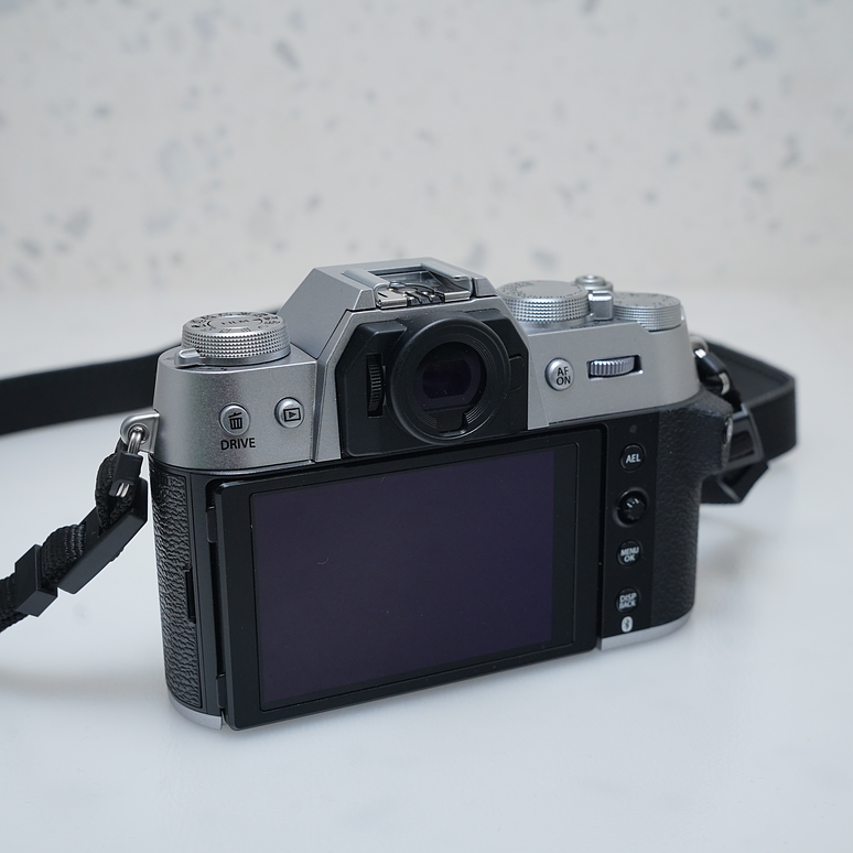 FUJIFILM X-T50 - USADO 4