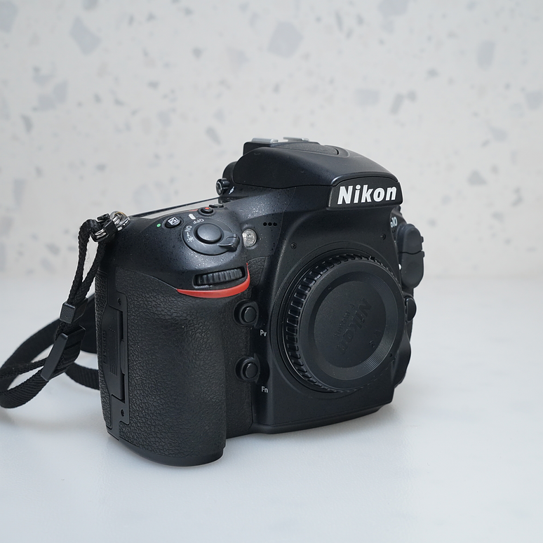Nikon D810 (Body) - USADO 5