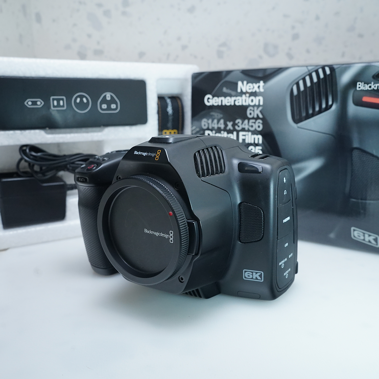 Blackmagic Design 6K Pro (Canon EF) - USADO 3