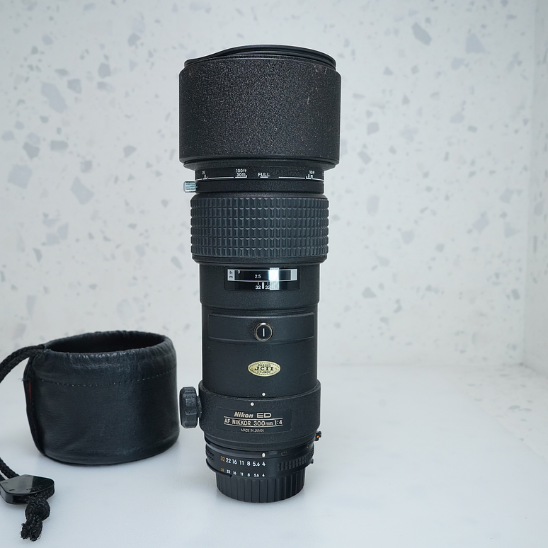 Nikon Nikkor 300mm f/4.0D ED-IF - USADO 2