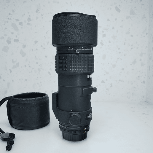 Nikon Nikkor 300mm f/4.0D ED-IF - USADO 3