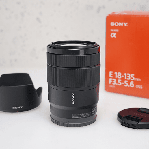 Sony E 18-135mm f/3.5-5.6 OSS - USADO  4