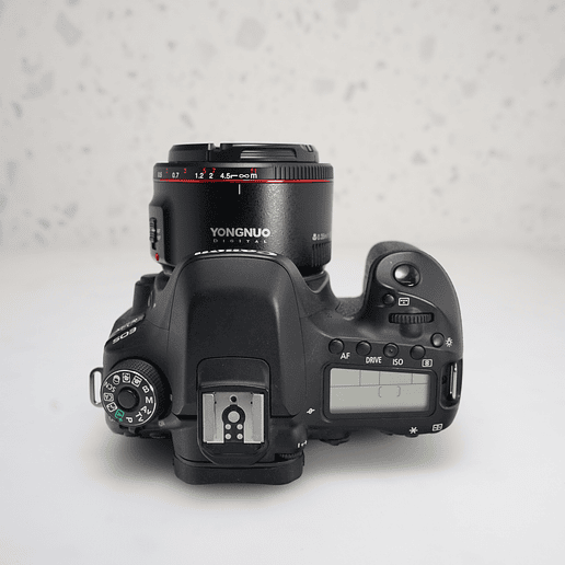 Canon EOS 80D + Yongnuo 50mm - USADO 7