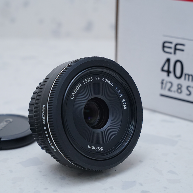  Canon EF 40mm f/2.8 STM - USADO 3