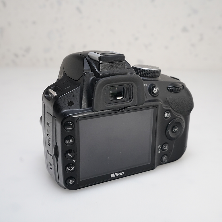 Nikon D3200 +  18-55mm - USADO 5