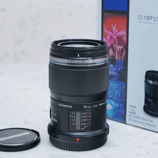 Olympus M.Zuiko Digital ED 60mm f/2.8 Macro - USADO 2