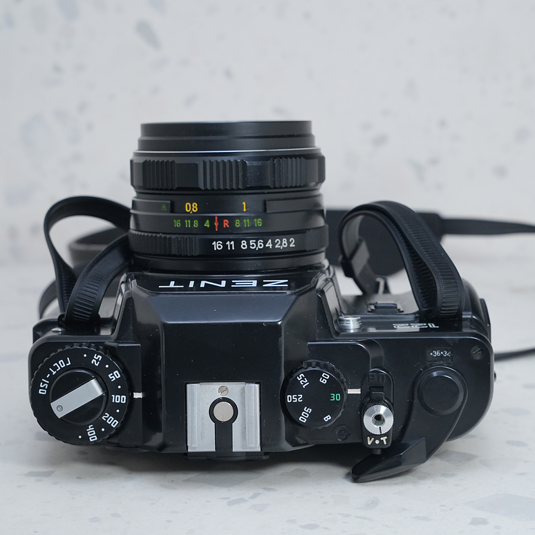 Zenit 122 + 58mm f2 y Flash Vivitar - Usado 4