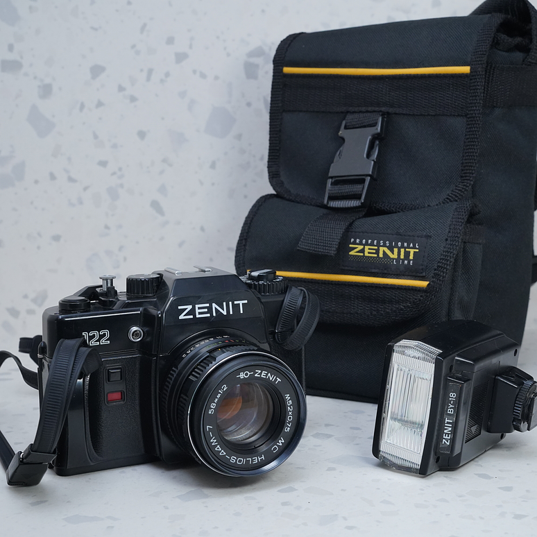 Zenit 122 + 58mm f2 y Flash Vivitar - Usado 6