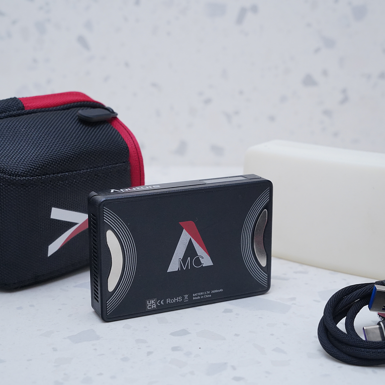 LED Aputure MC RGBWW - USADO 3