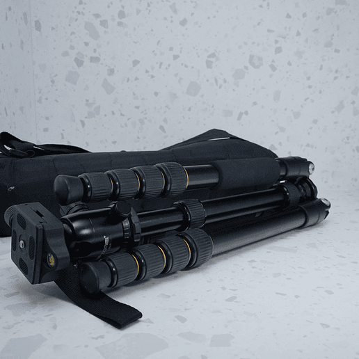 TRipode Zomei Q666 - USADO 3