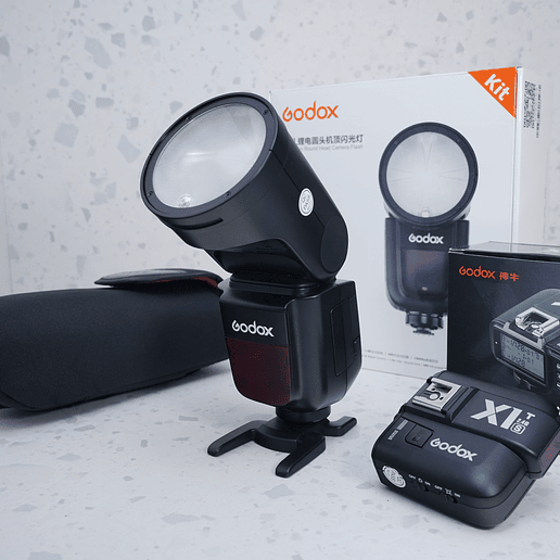 Flash Godox V1 para Sony + X1T TTL - USADO 3
