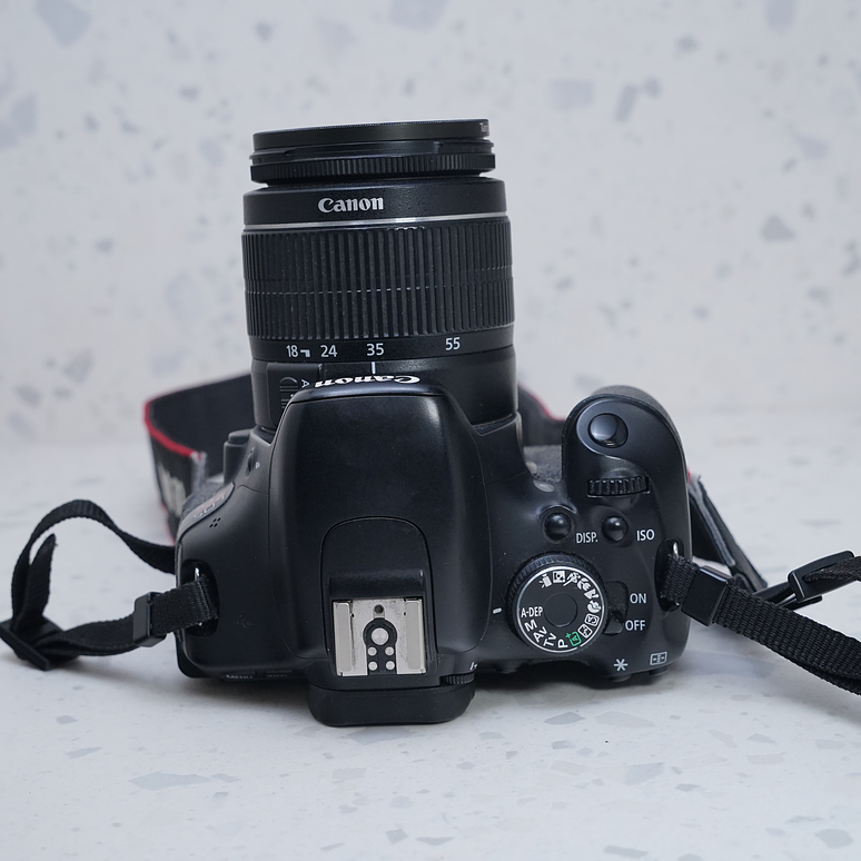 Canon EOS Rebel T3i + 18-55mm - USADO 6