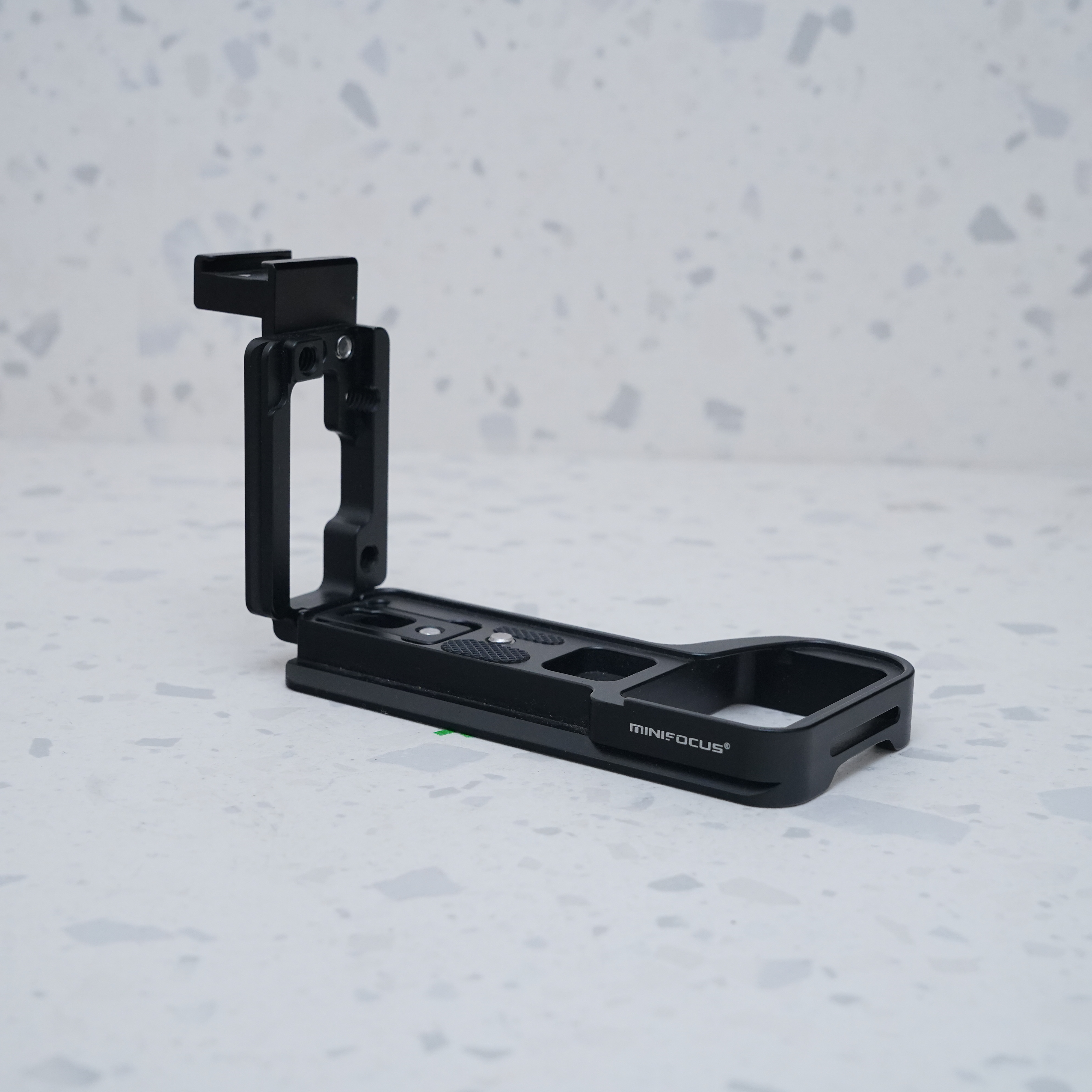 L Bracket para Sony A6600 - USADO