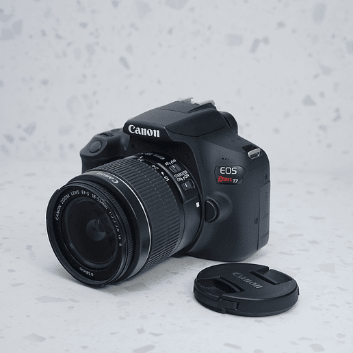 Canon EOS Rebel T7 + 18-55 mm 2