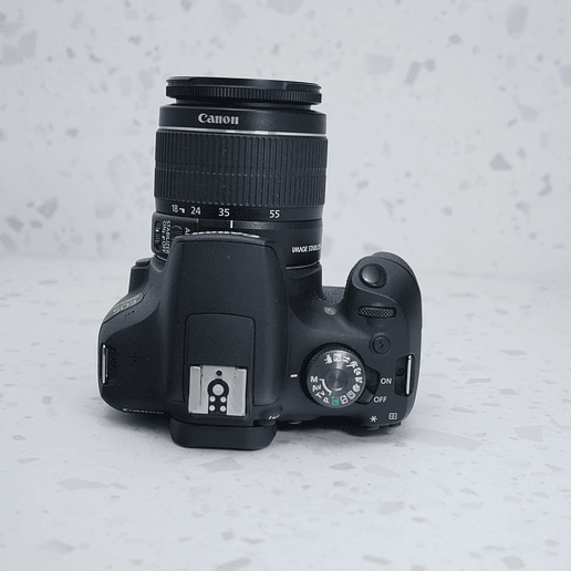 Canon EOS Rebel T7 + 18-55 mm 6