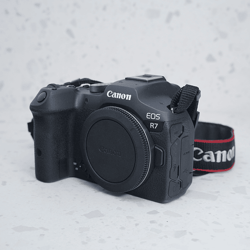 Canon EOS R7 Mirrorless Body - USADO 2