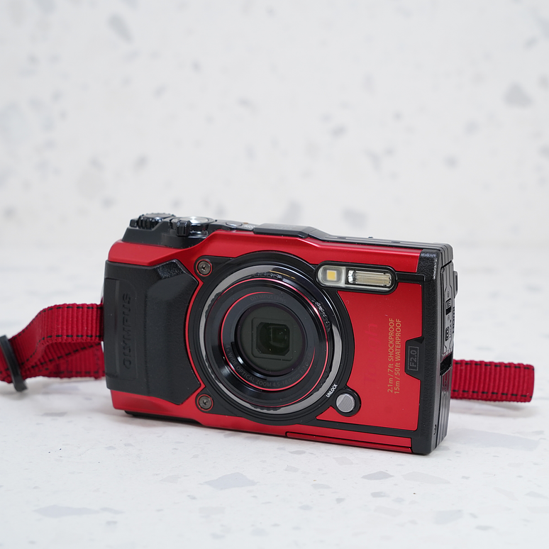 Olympus Tough TG-6 - USADO 3