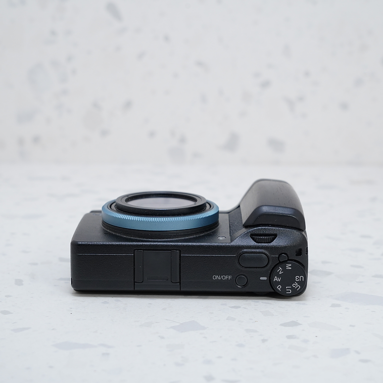 Ricoh GR IIIx - USADO 4