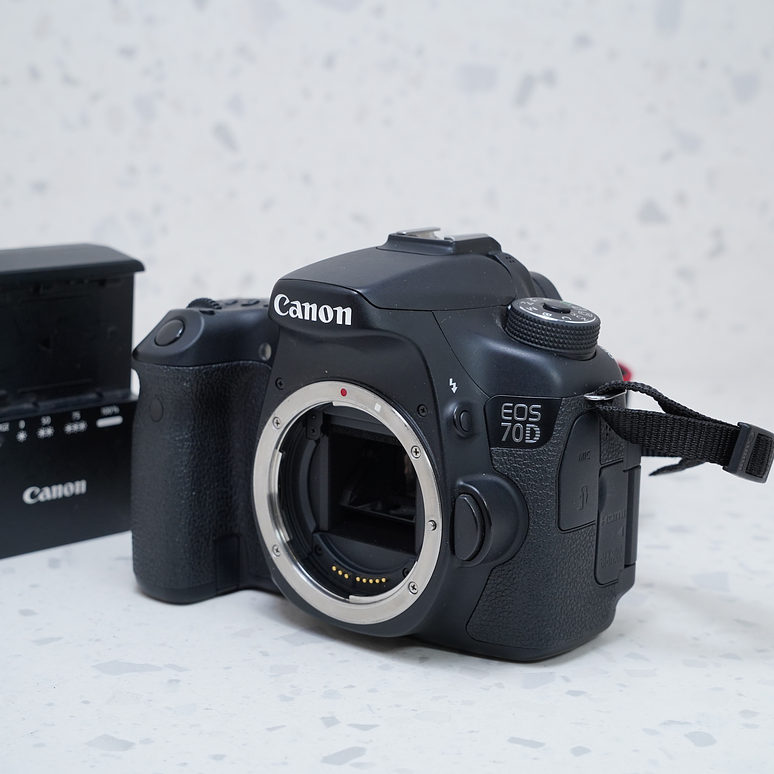 Canon 70D (Body) - USADO  2