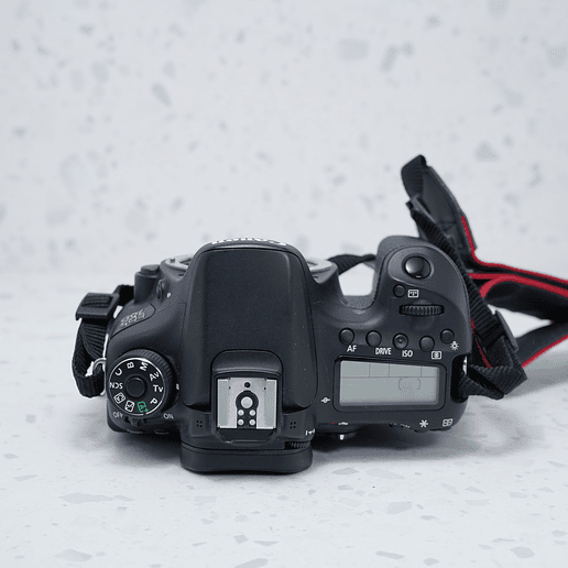 Canon 70D (Body) - USADO  6