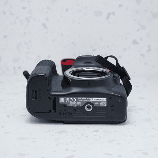 Canon 70D (Body) - USADO  7