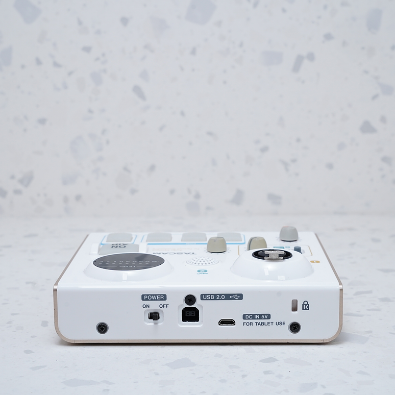 TASCAM MiNiSTUDIO Interfaz de audio personal US-32 - USADO 5