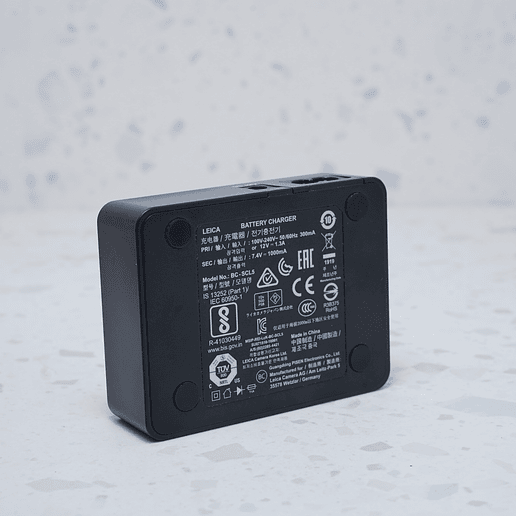Cargador Leica BC-SCL5 - USADO 3