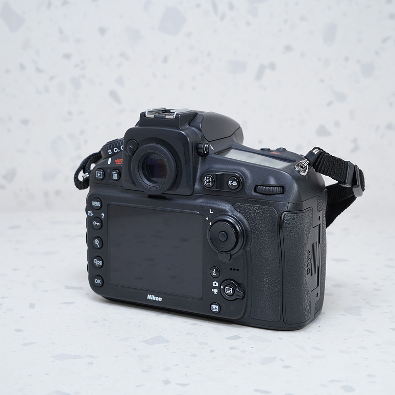 Nikon D810 (Body) - USADO 5