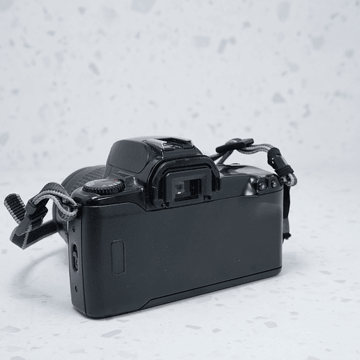 Canon EOS 500 + 35-80mm - USADO 3