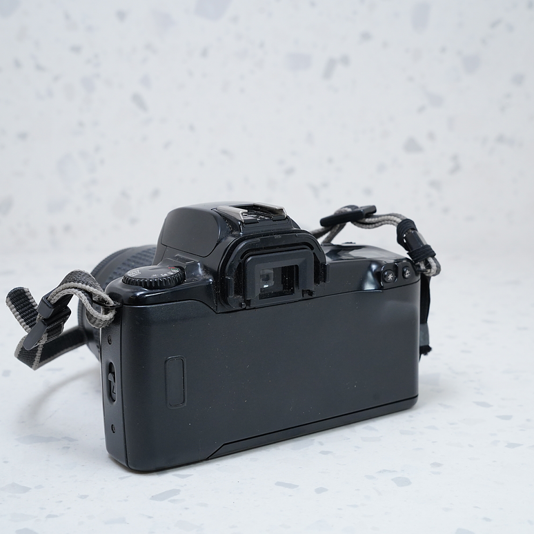 Canon EOS 500 + 35-80mm - USADO 3