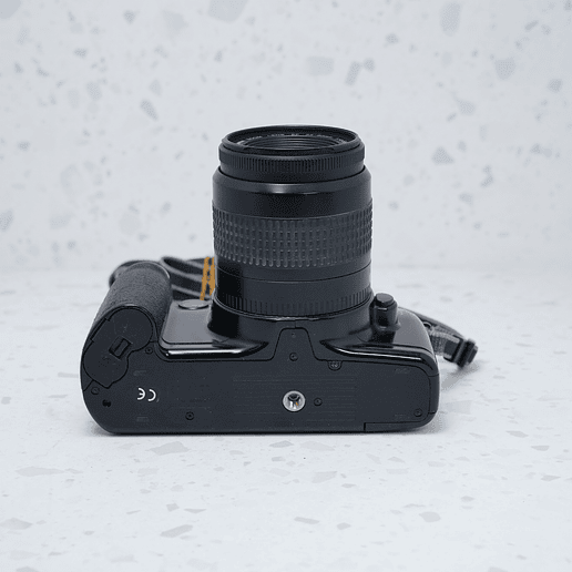 Canon EOS 500 + 35-80mm - USADO 8