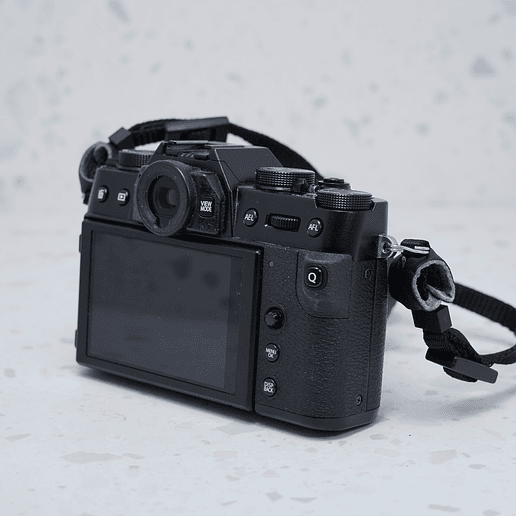 FUJIFILM X-T30 + 35mm f/2 - USADO 4