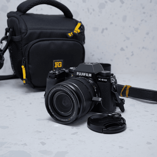 FUJIFILM X-S10 + 18-55mm - USADO 2