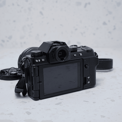 FUJIFILM X-S10 + 18-55mm - USADO 3