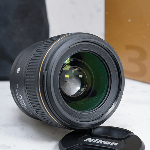 Nikon AF-S NIKKOR 35mm f/1.4G - USADO 4