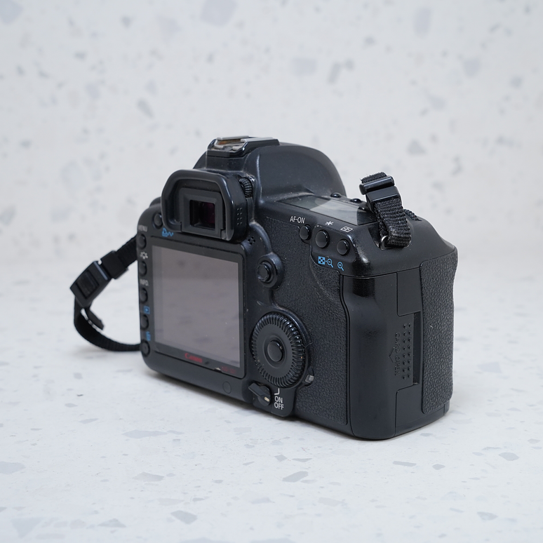 Canon EOS 5D Mark II (Body) - USADO 5