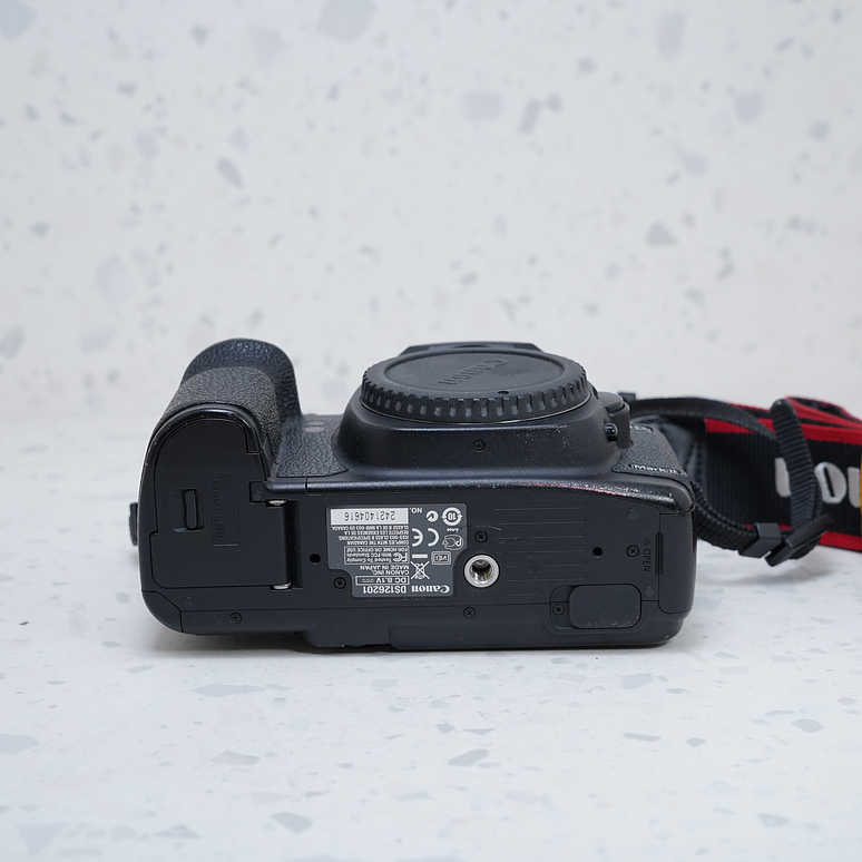 Canon EOS 5D Mark II (Body) - USADO 8