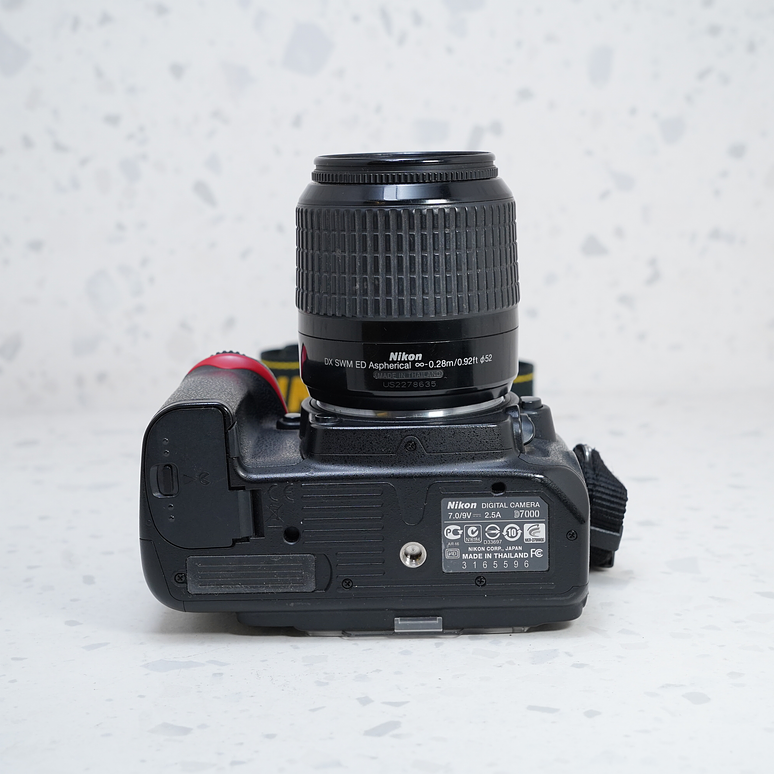 Nikon D7000 + 18-55mm kit - USADO 7