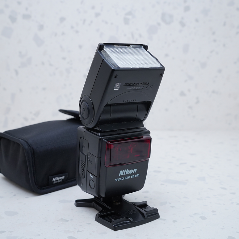 Flash Nikon SB600 AF Speedlight - USADO 2